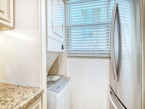 Gulf-Front Townhome with Direct Beach Access in Longboat Key